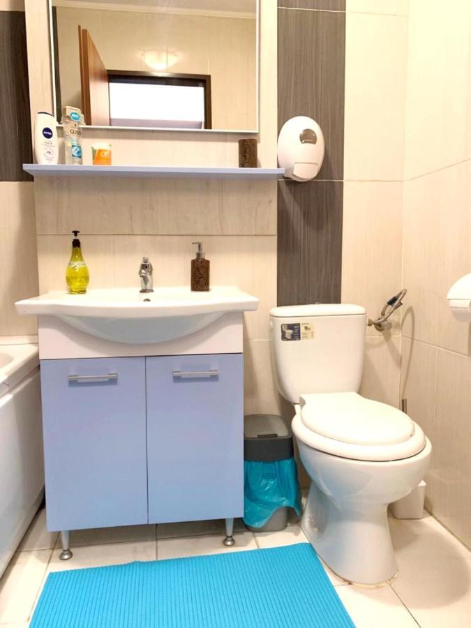Emma Accommodation - Clean And Comfortable Apartment Яссы Экстерьер фото